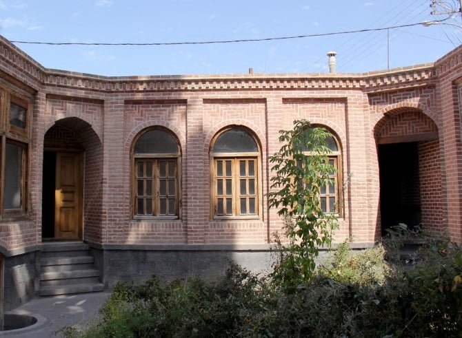 خانه ابراهیمی  میدان سرچشمه اردبیل