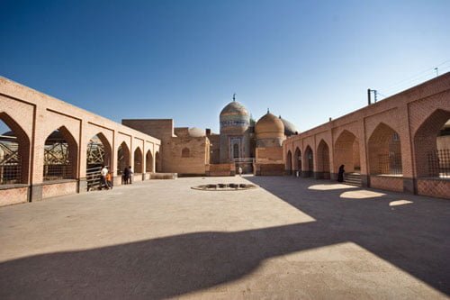 بقعه شیخ صفی الدین  میدان سرچشمه اردبیل