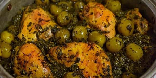 خورش گوجه سبز