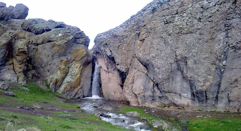 آبشار شیرلان آبشار شیرلان آبشار شیرلان