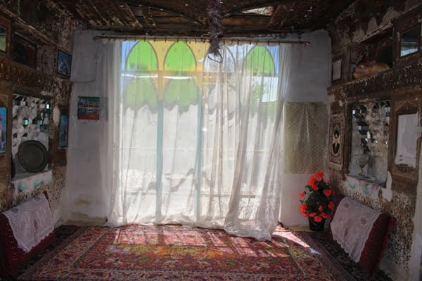 خانه تاریخی اشتری؛ قزل اتاق قاجاری خانه خاندان اشتری ، قزل اتاق قاجاری