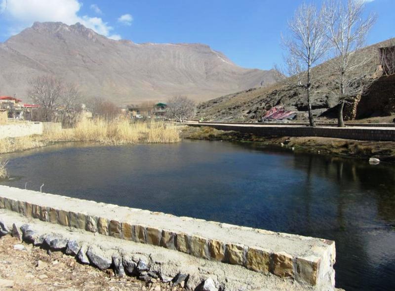 روستای عمارت شازند و جلوه های طبیعی آن روستای عمارت شازند و جلوه های طبیعی آن روستای عمارت شازند و جلوه های طبیعی آن