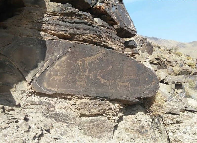 روستای تاریخی و با قدمت راونج ؛ راه گنج دلیجان  روستای تاریخی راونج ، راه گنج دلیجان