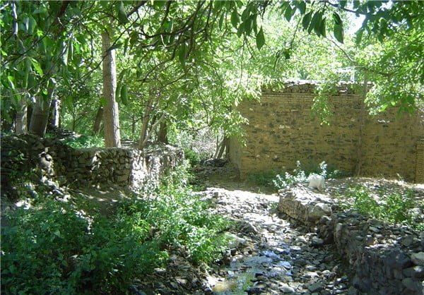 روستای گایکان  روستای گایکان ، سرزمین لاله های واژگون