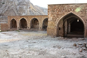 کاروانسرای برمیر گراش کاروانسرای برمیر گراش