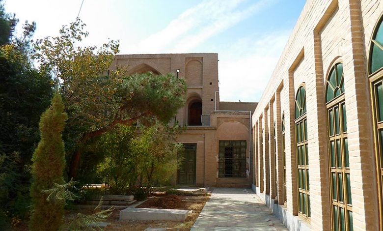تکیه آغاباشی تخت فولاد اصفهان