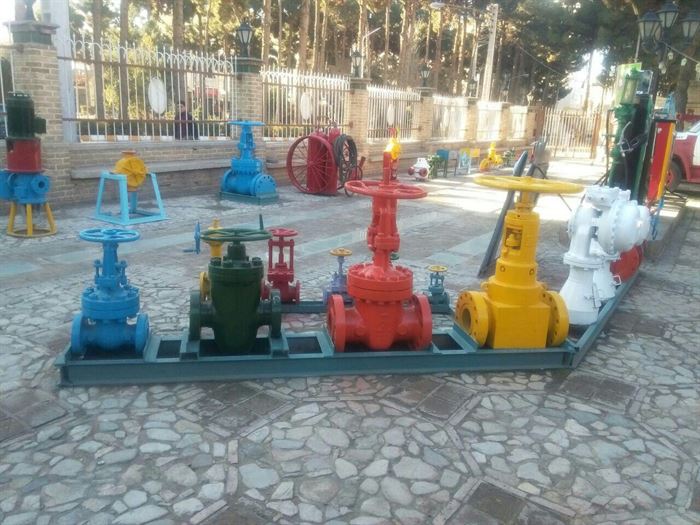 موزه نفت سبزوار  موزه نفت سبزوار ، نخستین موزه صنعت نفت ایران