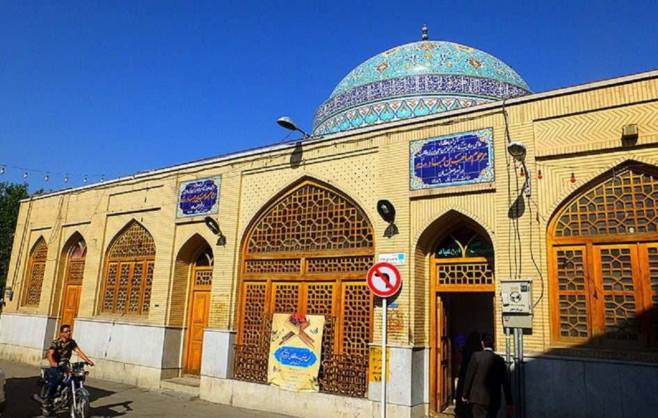 آرامگاه صاحب بن عباد آرامگاه صاحب بن عباد