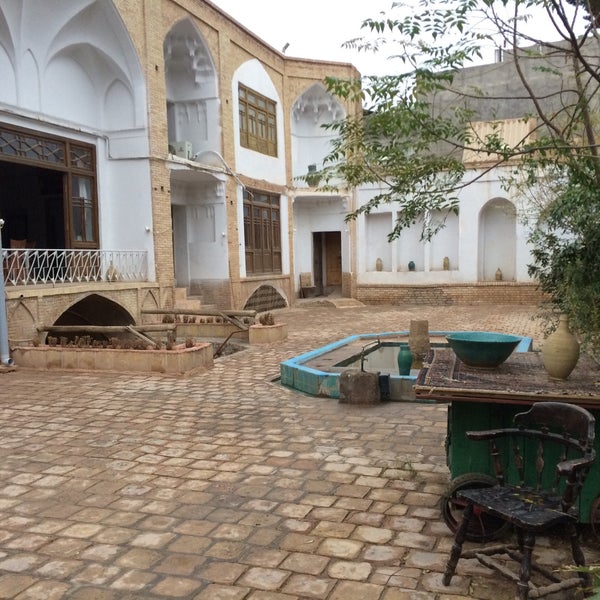  خانه تاریخی محسنی آراسته کاشان  خانه تاریخی محسنی آراسته کاشان