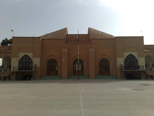 دبیرستان ایرانشهر یزد دبیرستان ایرانشهر یزد
