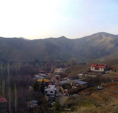 پناهگاه های صخره ای در روستا سرهه پناهگاه های صخره ای در روستا سرهه پناهگاه های صخره ای در روستا سرهه