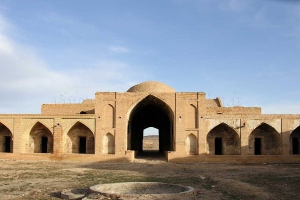 کاروانسرای دیر گچین قم کاروانسرای دیر گچین قم کاروانسرای دیر گچین قم