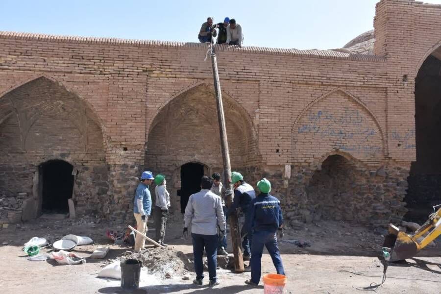 اردکان  مشارکت دوستداران میراث فرهنگی در مرمت آثار اردکان