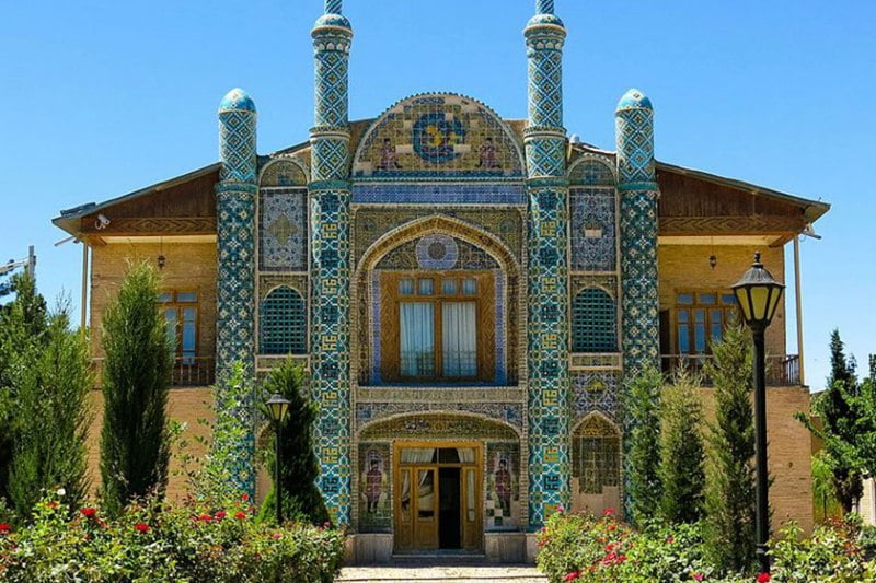 آیینه خانه عمارت مفخم بجنورد