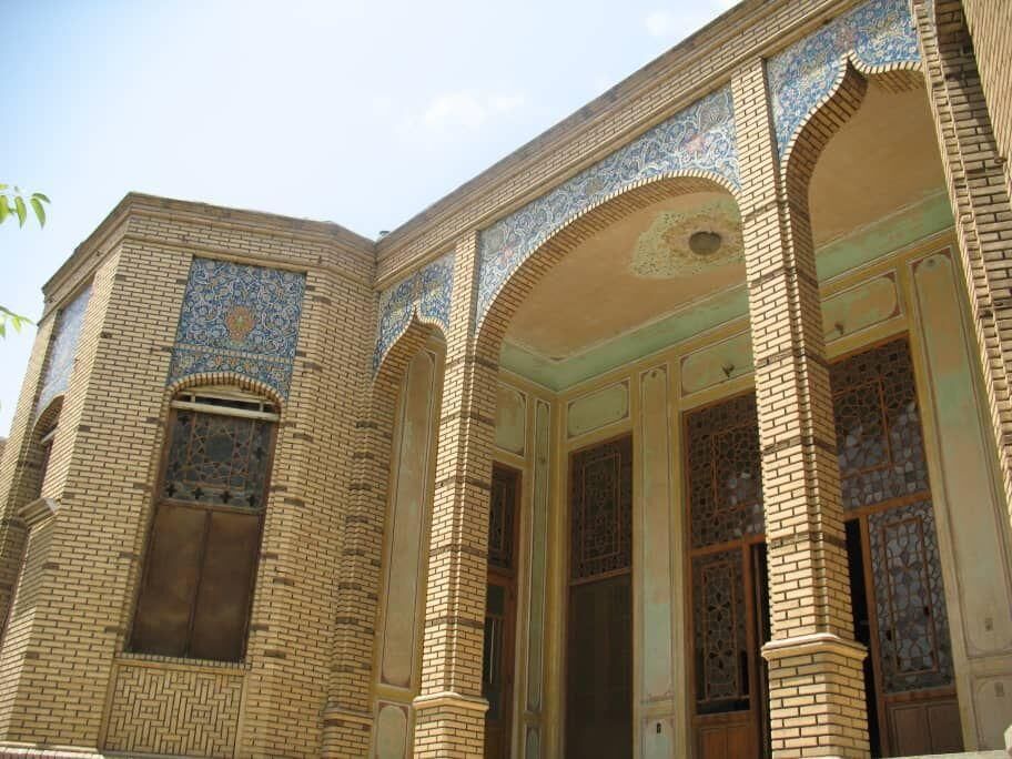 خانه تاریخی کتابی
