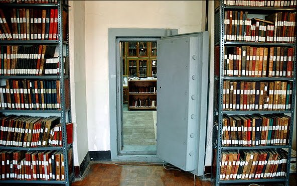 کتابخانه مدرسه عالی شهید مطهری