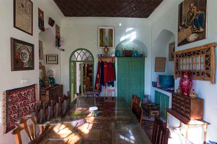 کافه سنتی عمارت نمکدان