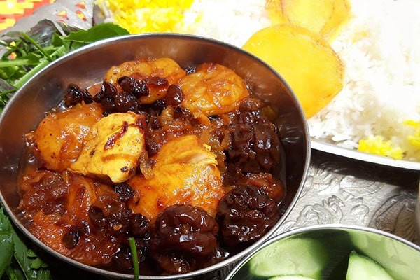 شیرین قاتق گیلانی