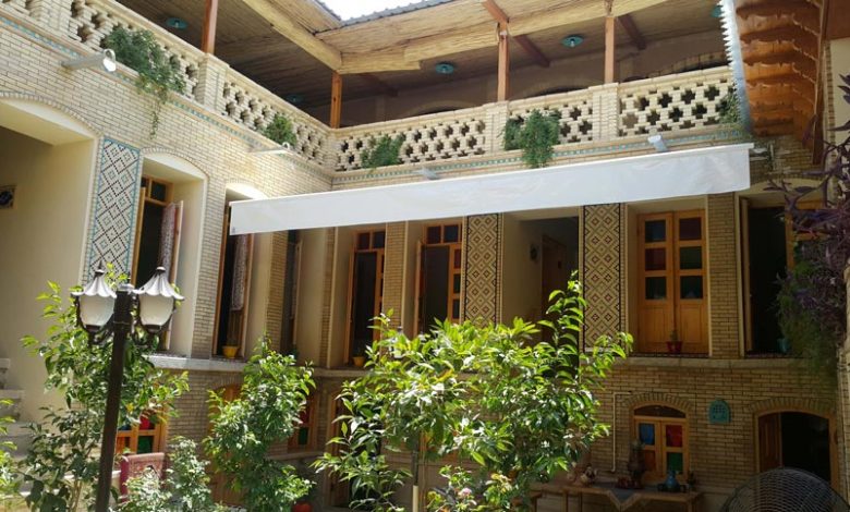 اقامتگاه سنتی سرای همایونی