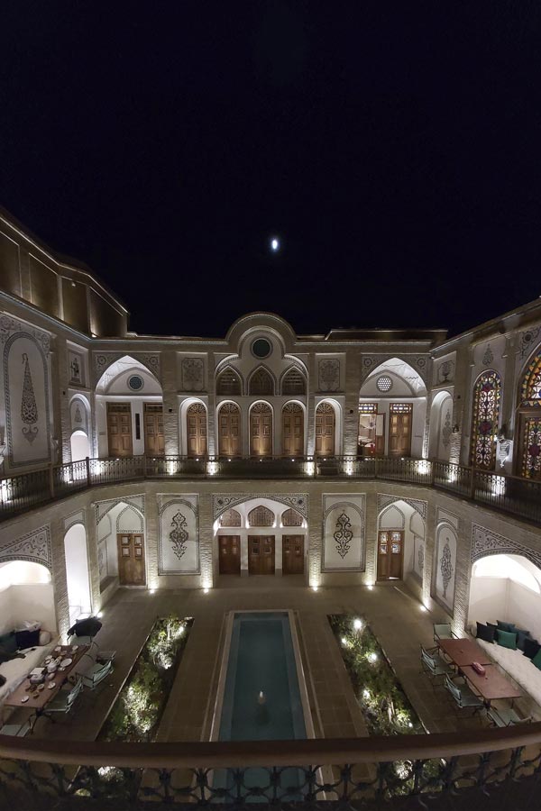 بوتیک هتل سوریجان کاشان
