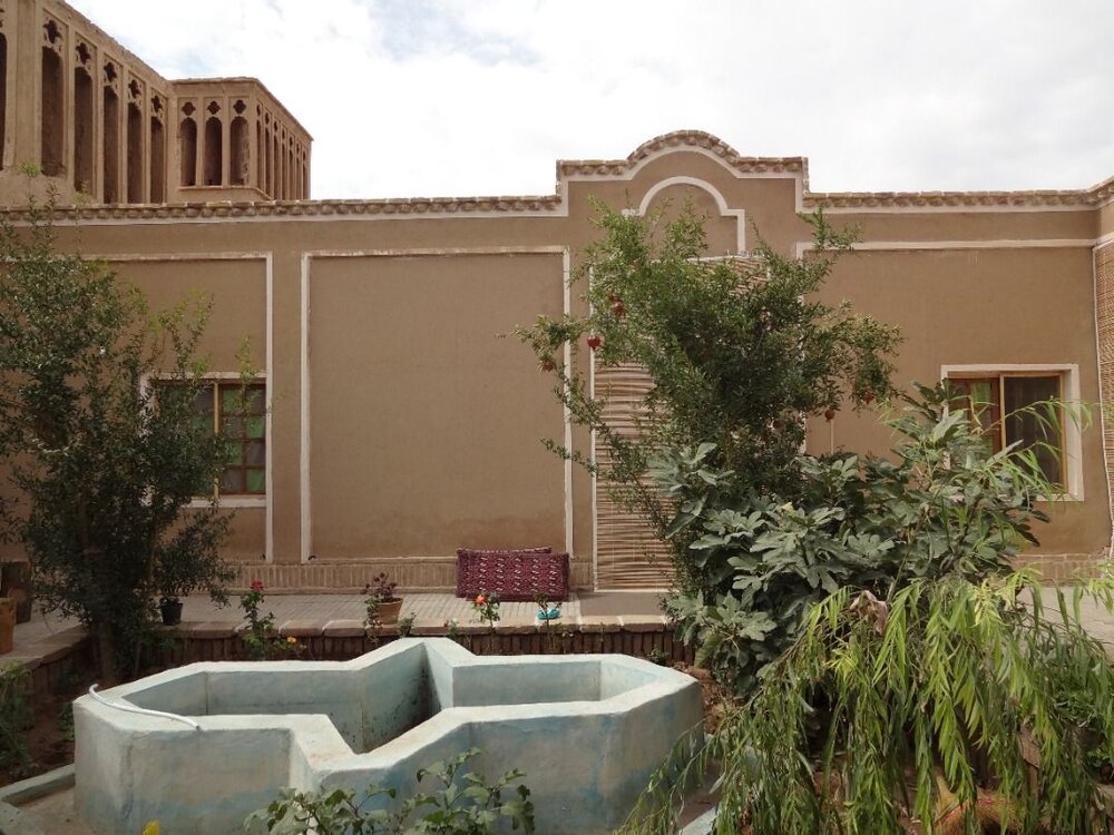 خانه تاریخی فرشاد نیا