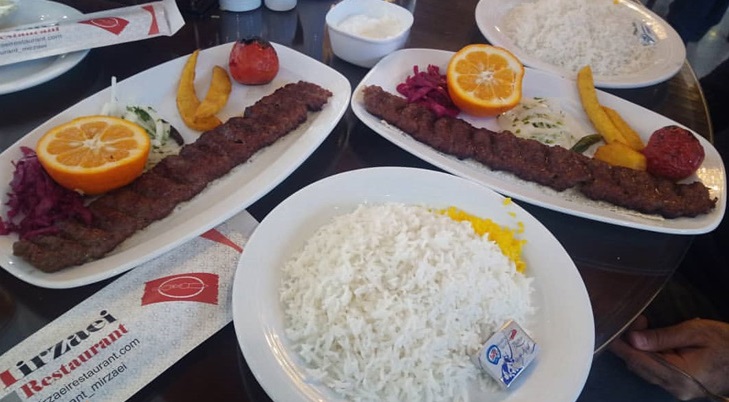 رستوران میرزایی