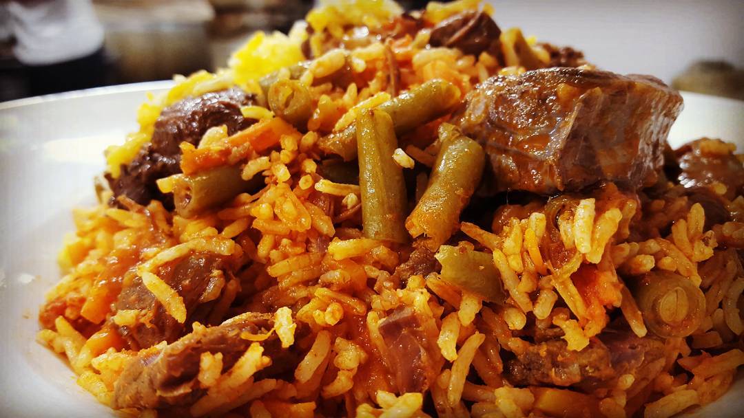 لوبیا پلو با گوشت خورشتی