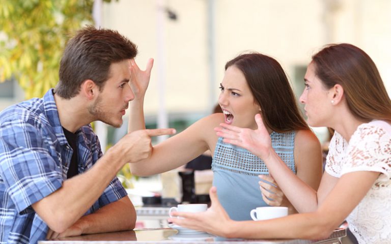 با این افراد سفر نکنید