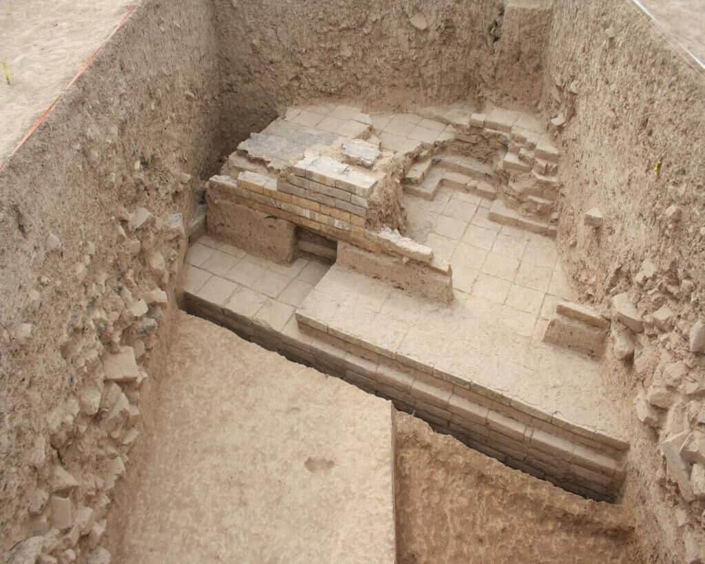 دروازه کورش
