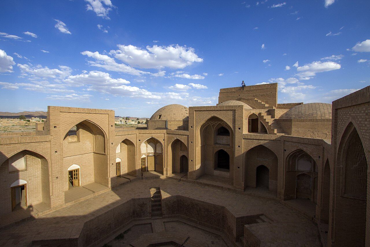مدرسه علیا