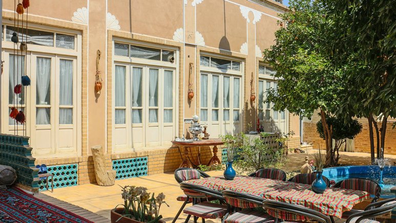 اوروزا یزد