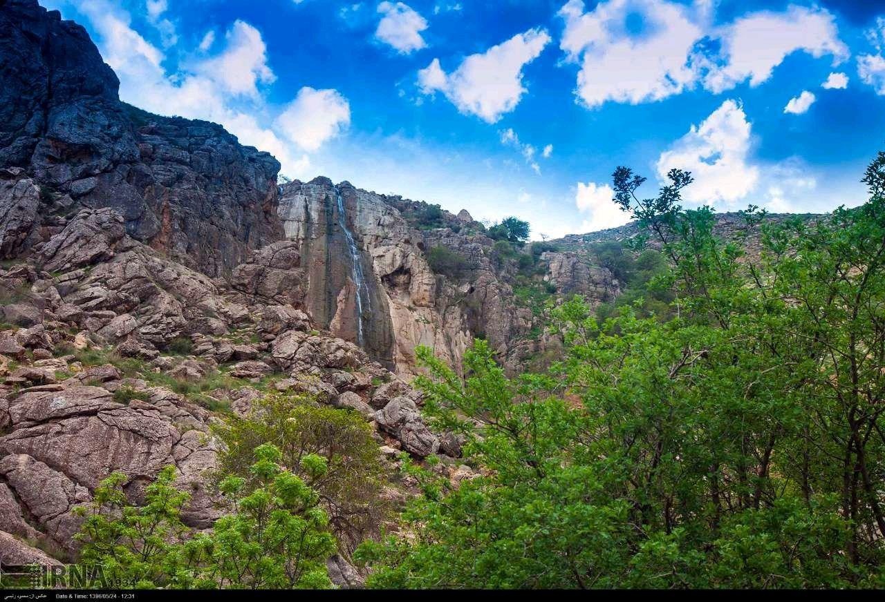 روستای توریستی ده چشمه فارسان