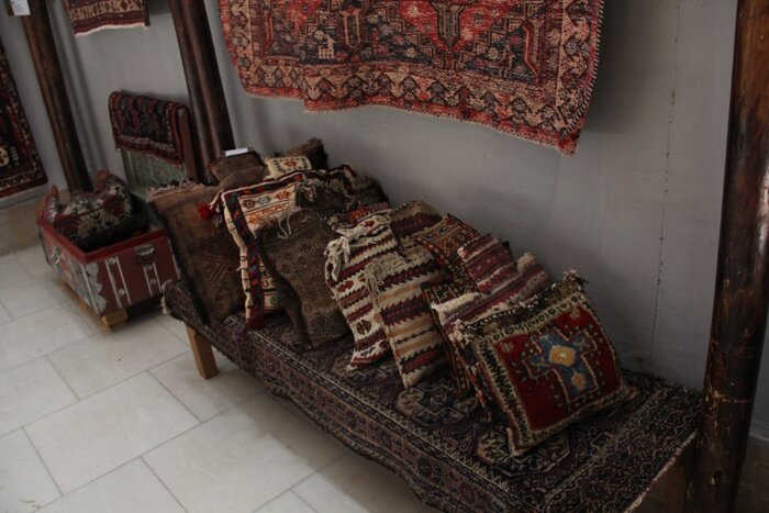 موزه زنده گلیم و قالی ایران در سیرجان