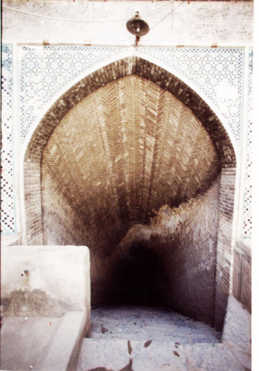 آب انبار حاج سید حسین صباغ