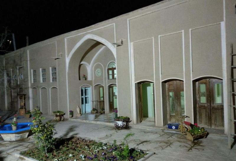 خانه حیدریان دستگرد