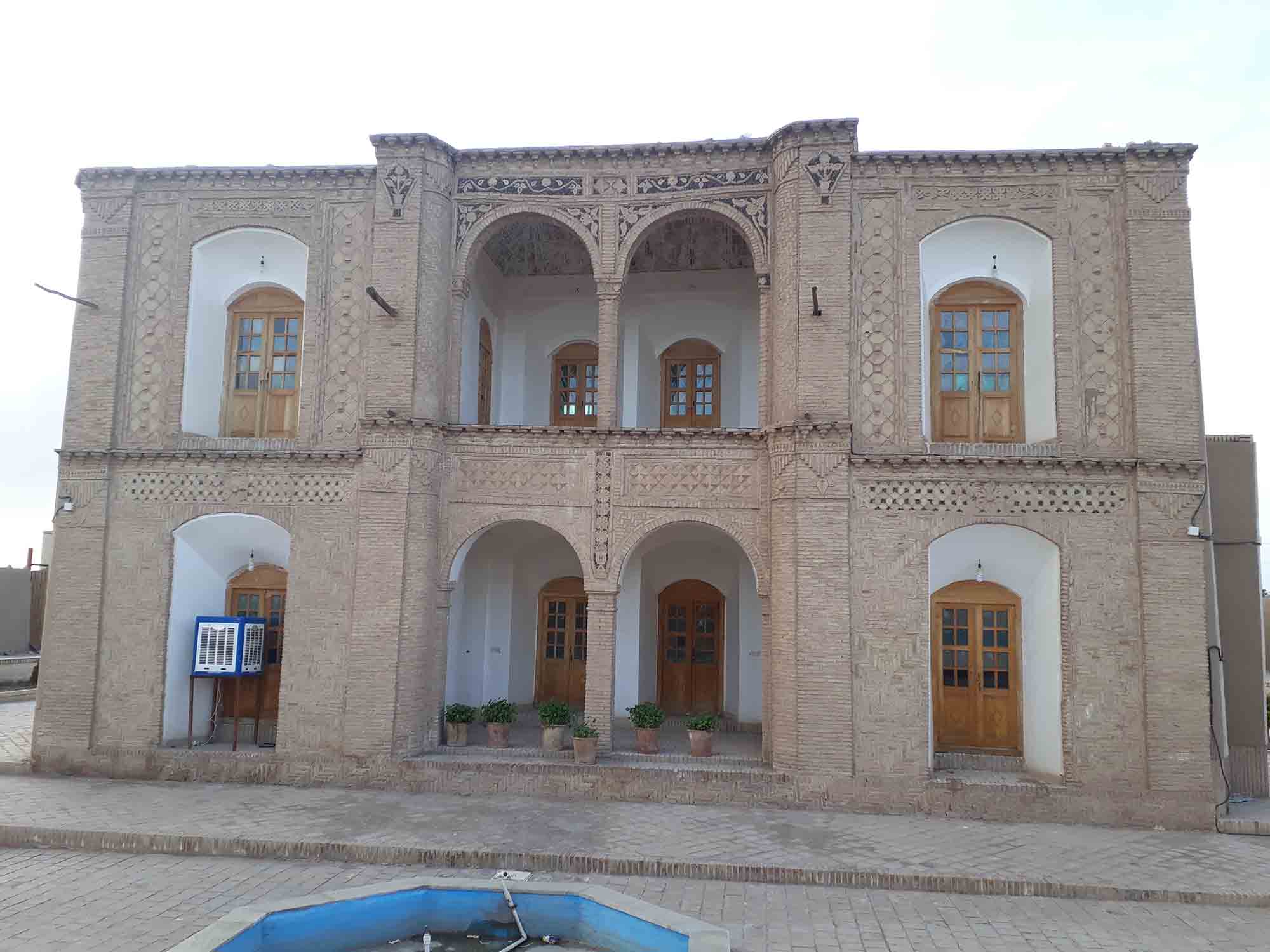 خانه شوکت سعیدی سیرجان 