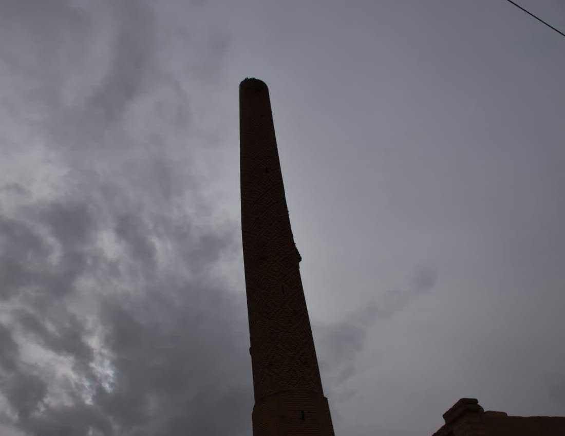 مسجد و مناره سین