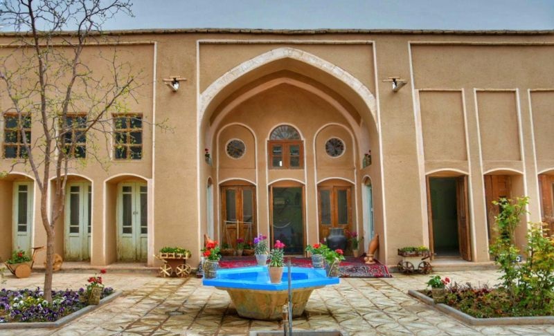 خانه حیدریان دستگرد