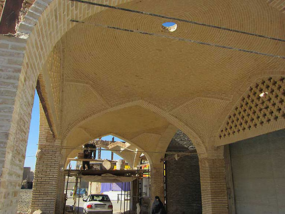 بازار ورنوسفادران