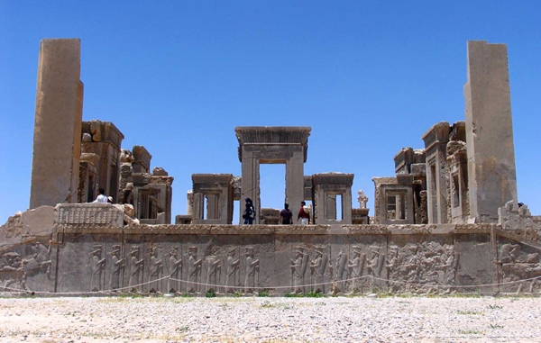تخت جمشید 