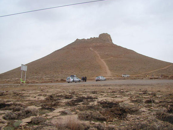 تپه خیر آباد