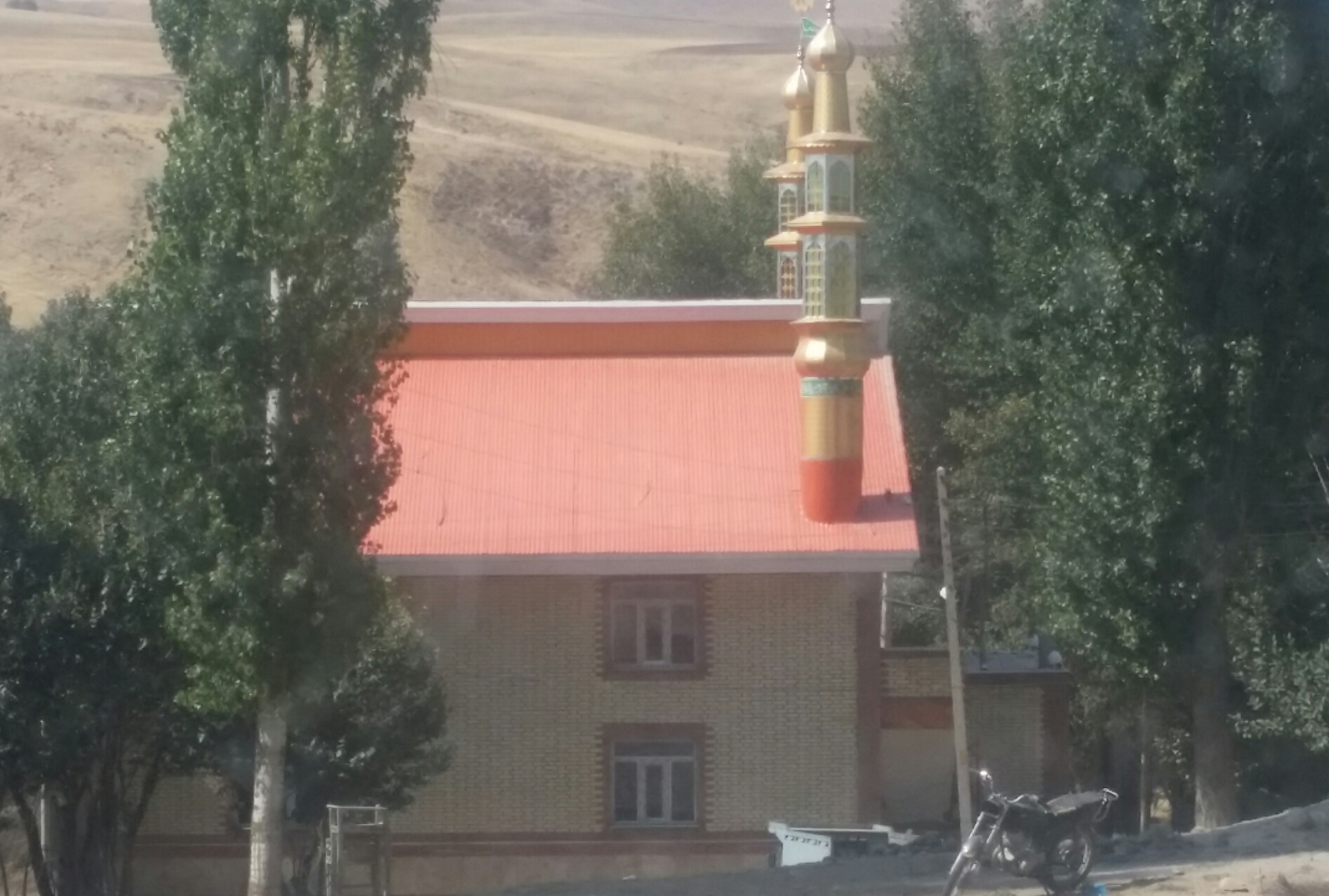 روستای عین آباد