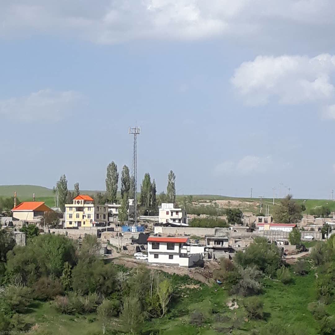 روستای عین آباد