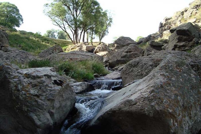 سرعین