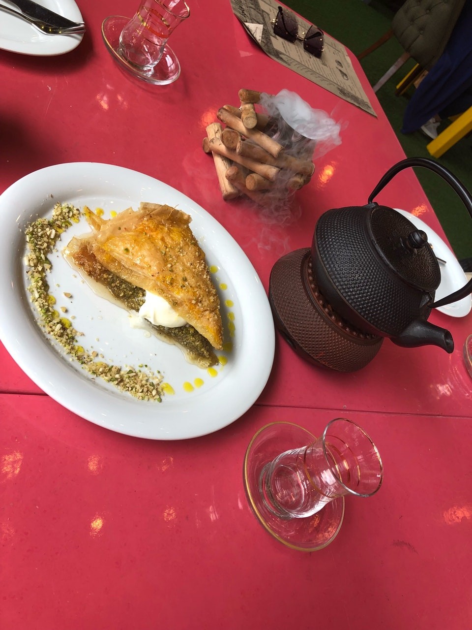 رستوران شکم الملوک رشت 