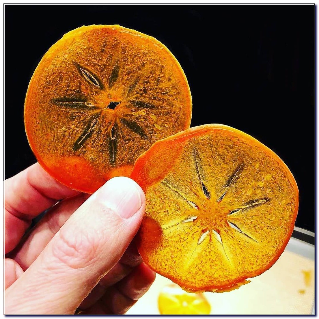 چیپس خرمالو