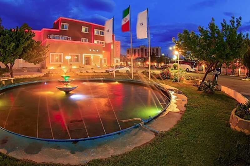 سیری در سنندج 