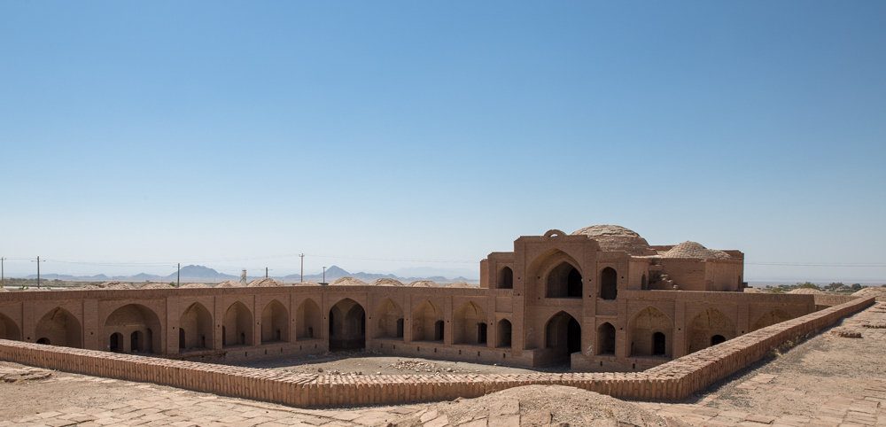 کاروانسرای مهر داورزن 