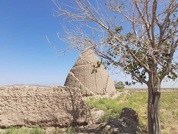 یخدانهای تاریخی داورزن