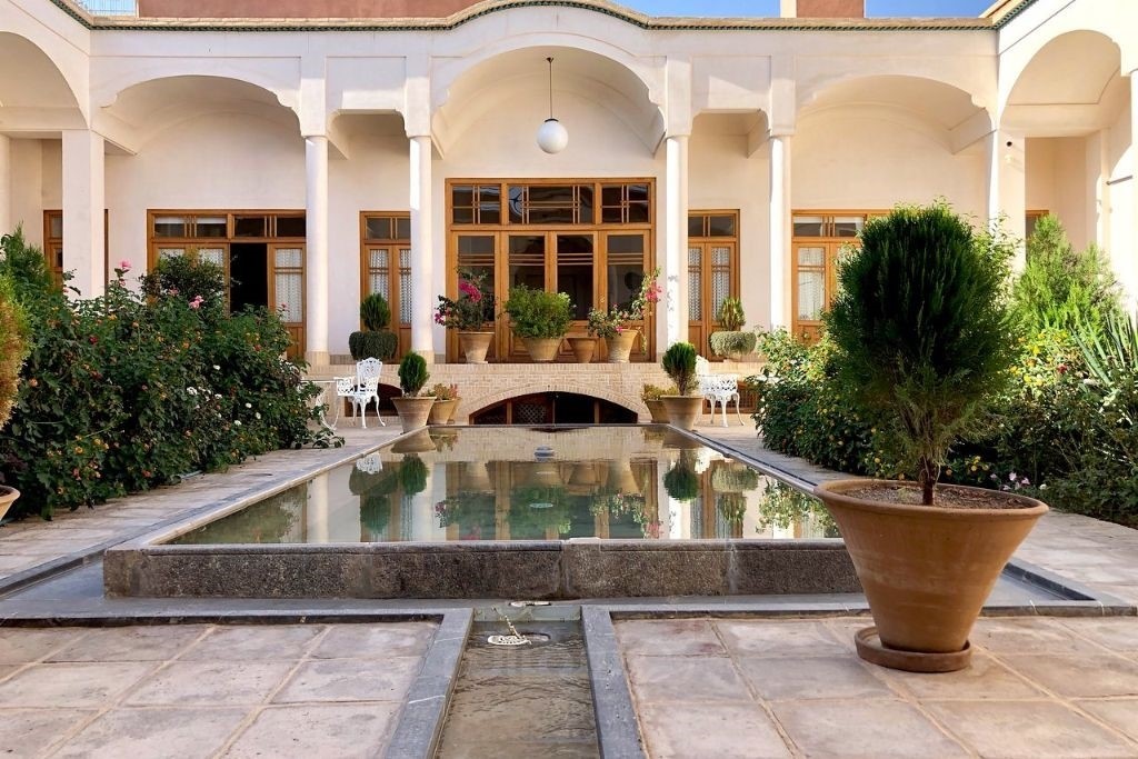 سیری در کاشان سیری در کاشان